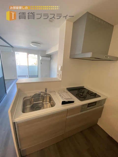 キッチン　開放感のあるキッチン