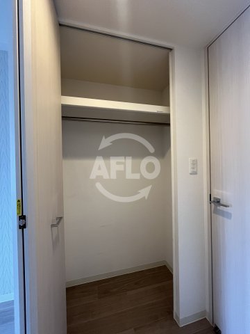 収納　プレサンス新大阪ストリーム　クローゼット