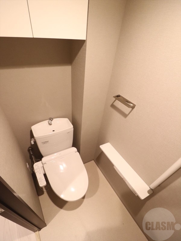 トイレ　ウォシュレット付きです
