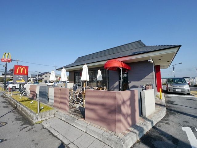 飲食店　マクドナルド所沢狭山街道入曽店（飲食店）まで726m