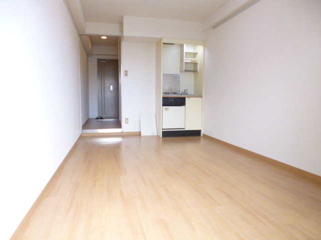 居室・リビング　広いお部屋です