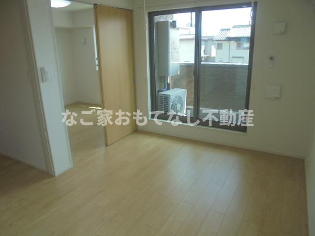 居室・リビング　同型タイプ