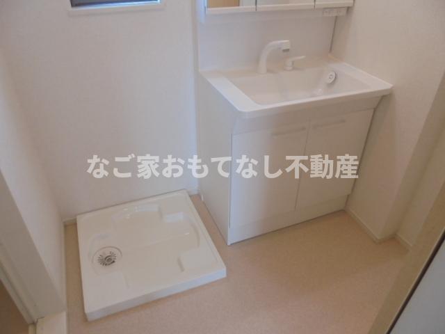 洗面設備　同型タイプ