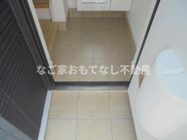 玄関　同型タイプ