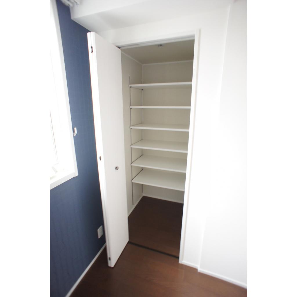 収納　たっぷりとした収納スペースです