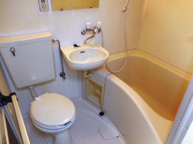 バス・シャワールーム