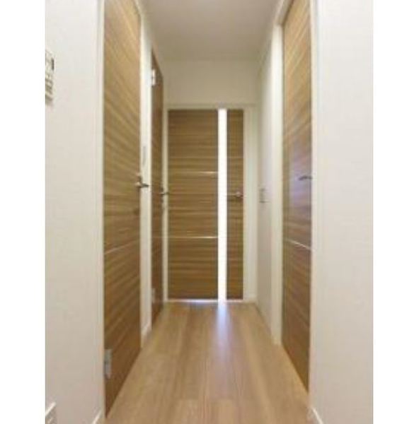 玄関　※参考写真