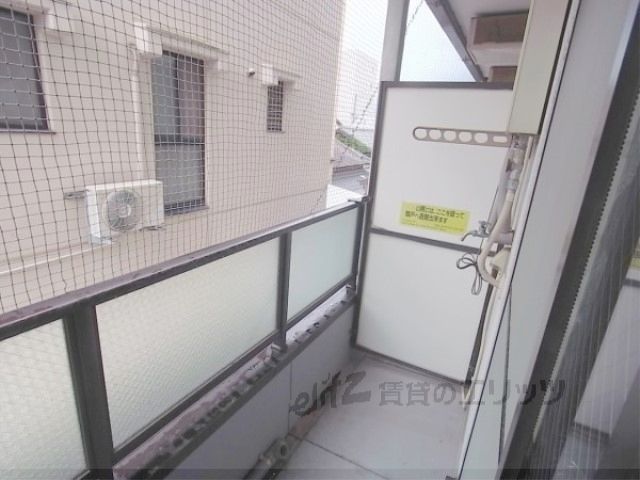 バルコニー　ベランダ