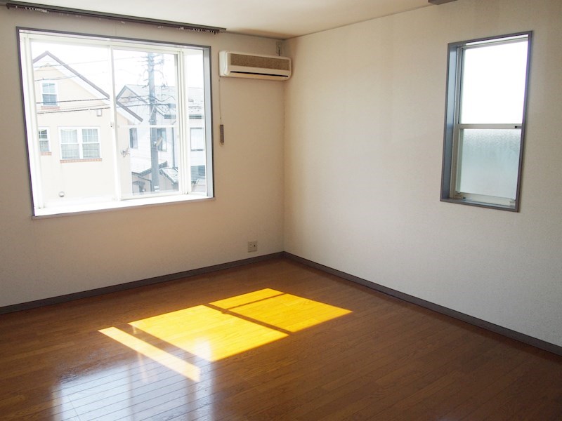 居室・リビング　※別のお部屋の写真です。現状優先します。