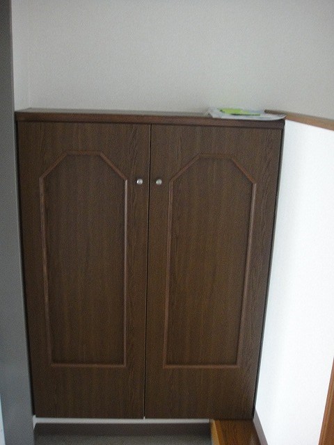 玄関　※別のお部屋の写真です。現状優先します。