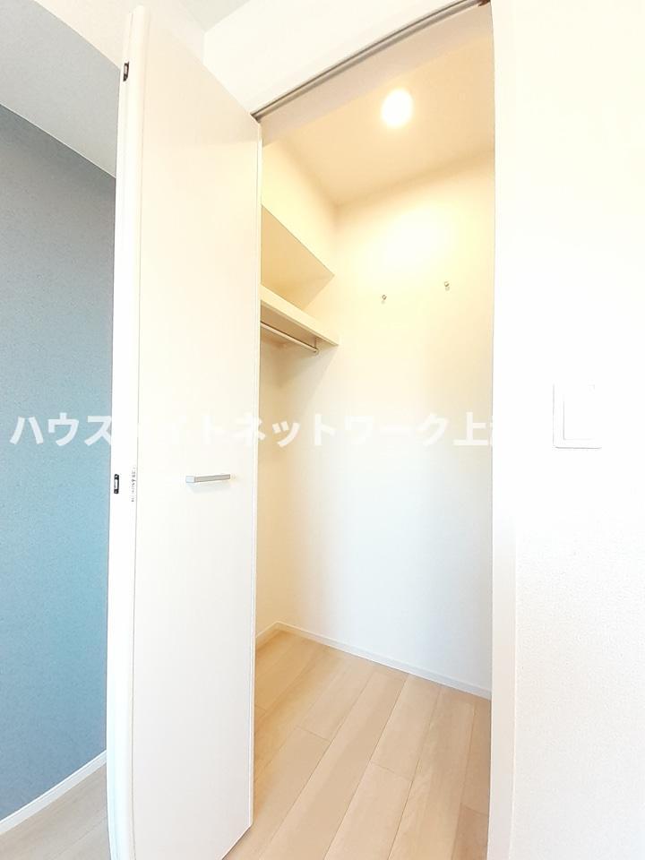 収納　ウォークインクローゼット