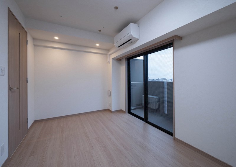 居室・リビング　☆明るい洋室☆