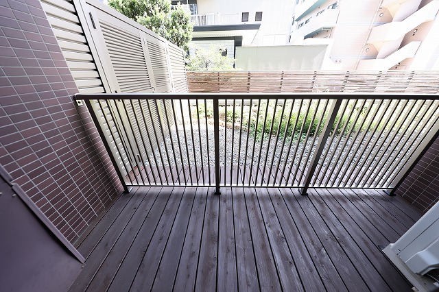 バルコニー　バルコニー