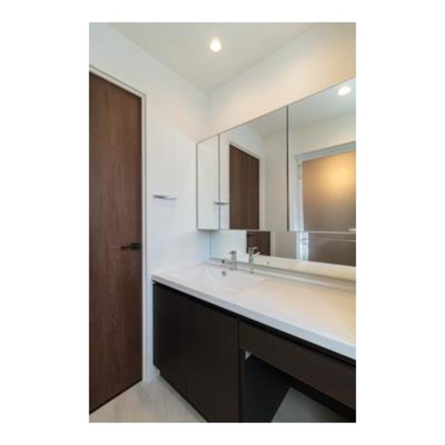 洗面設備　参考写真