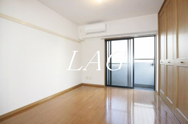 居室・リビング　洋室のお部屋（同仕様）です。