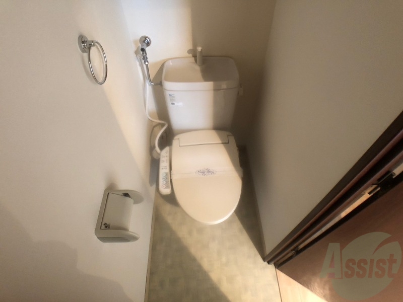 トイレ　トイレです。ウォシュレット付を探している方、おすすめです。