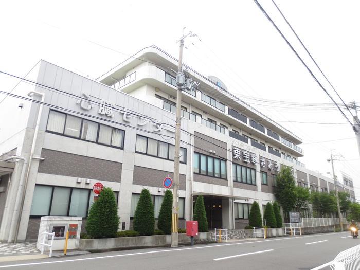 コンビニ　東宝塚さとう病院（コンビニ）まで880m