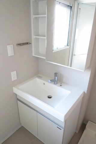 洗面設備　※参考写真