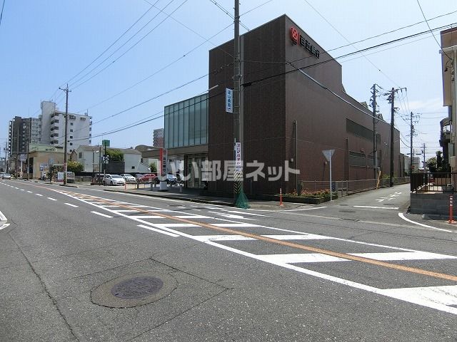 銀行　百五銀行津新町支店（銀行）まで584m