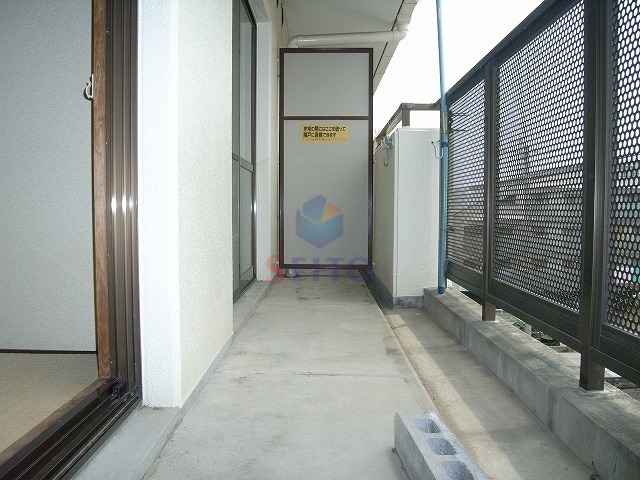 バルコニー　バルコニー