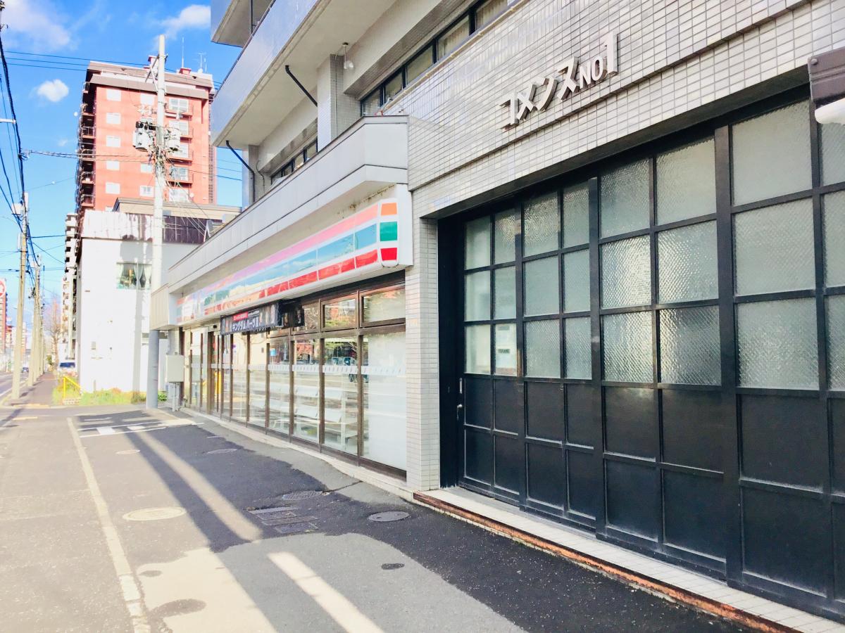 コンビニ　セブンイレブン札幌山鼻店（コンビニ）まで388m