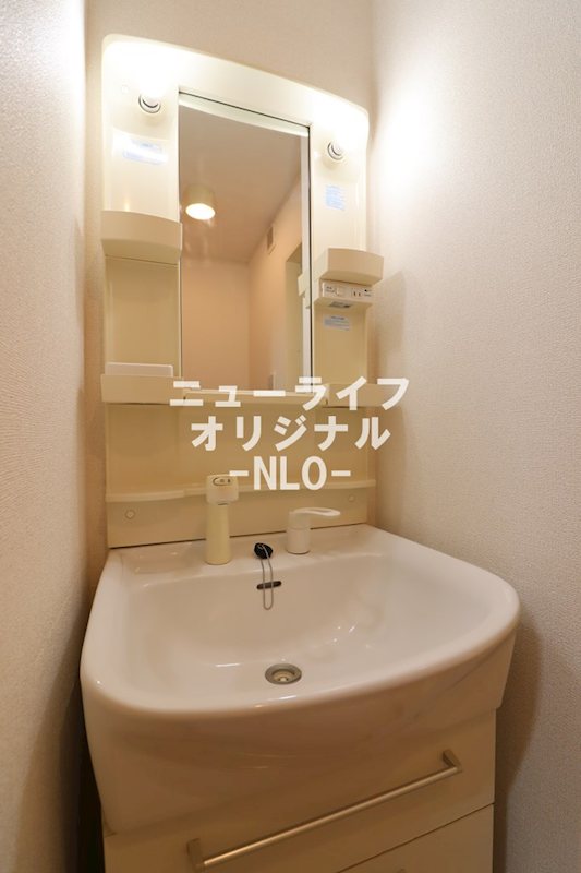 洗面設備　※同一仕様の別部屋写真の為、現況優先となります。