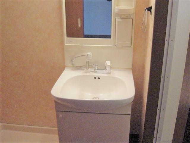 洗面設備　洗髪洗面化粧台