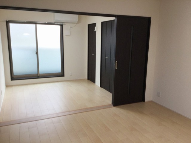 居室・リビング　同仕様