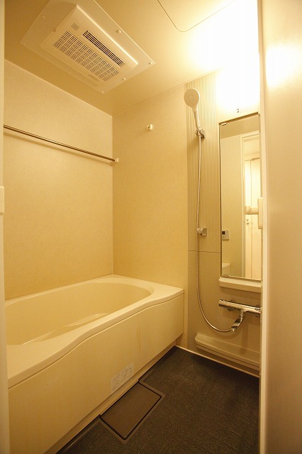 バス・シャワールーム　バス※別部屋参考写真