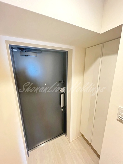 玄関　シューズボックスございます♪