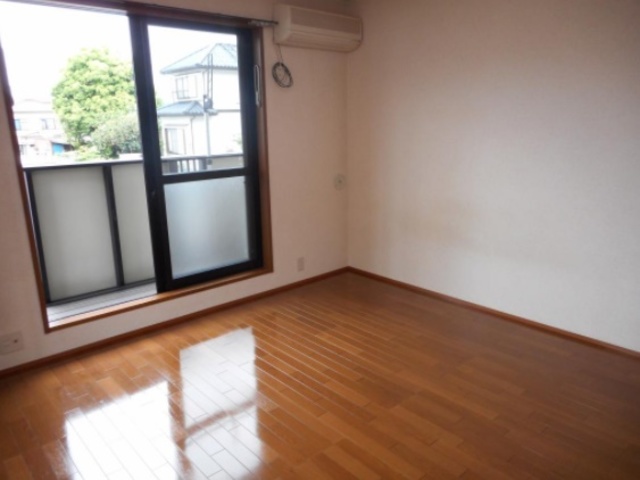 その他部屋・スペース　明るい洋室８帖