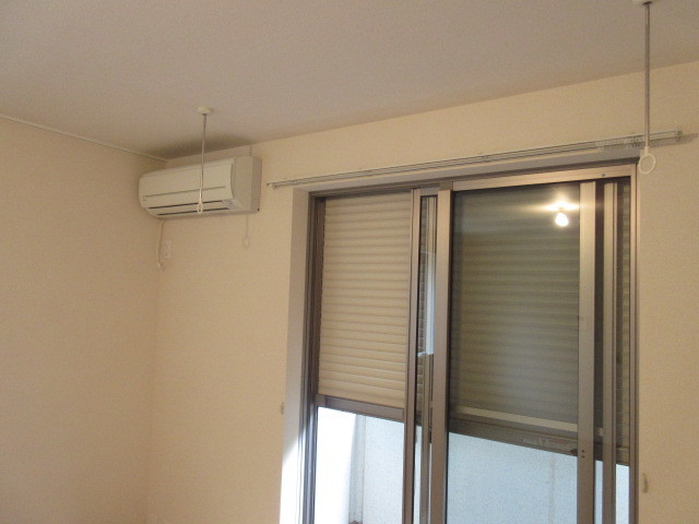 その他　★防犯シャッター　室内物干しフック★