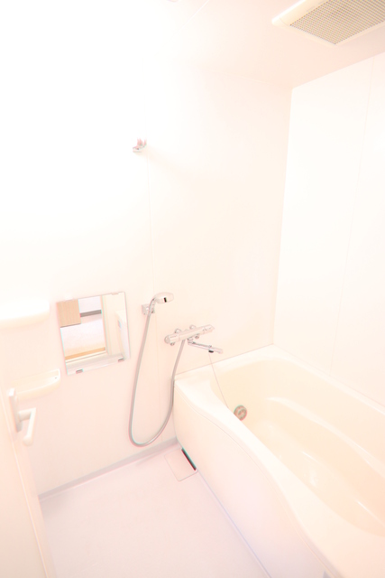 バス・シャワールーム　追焚機能あり！