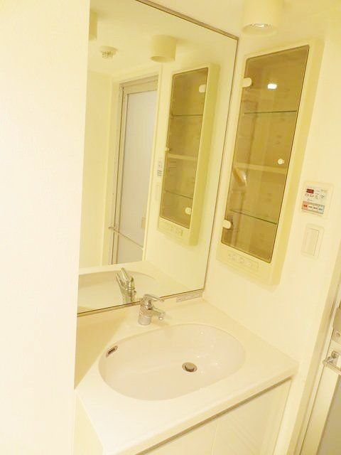 洗面設備　★収納スペースも大きいです★