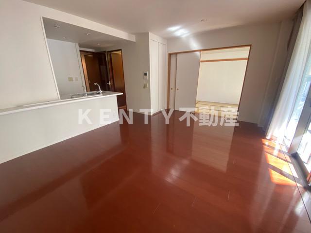 居室・リビング　ゆったりとした居間です