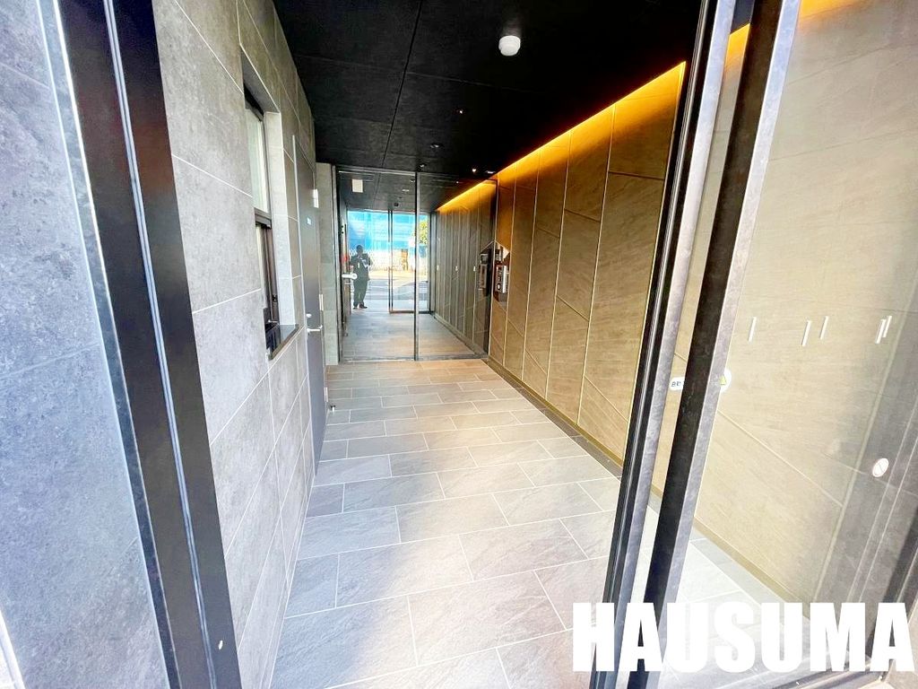 エントランス　エントランス