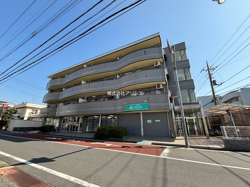 建物外観　ガーデンヒルズフォーのご紹介は住まいの窓口　アソシエへお任せ