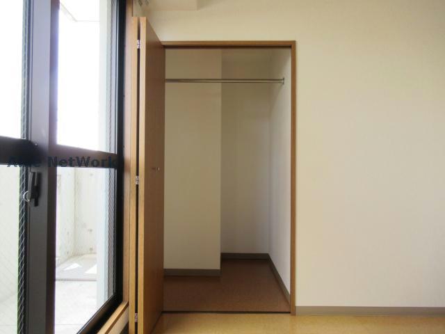 収納　※同物件、別部屋の写真です