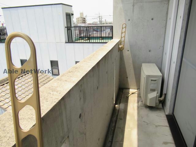 バルコニー　※同物件、別部屋の写真です