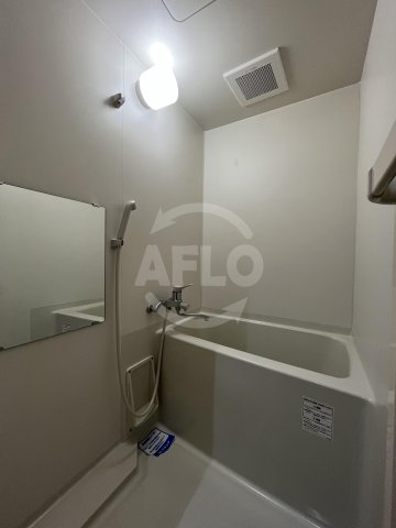 バス・シャワールーム　サムティ弁天町レジデンス　風呂