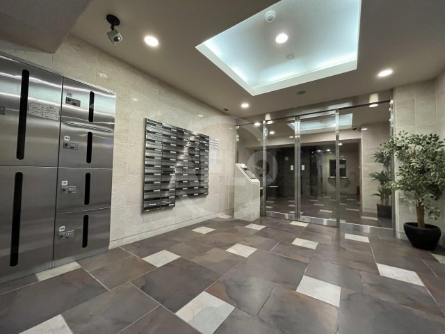 ロビー　サムティ弁天町レジデンス　ロビー