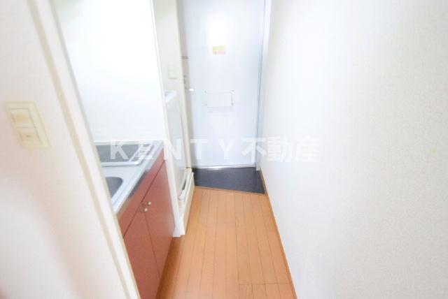 玄関　収納もある玄関です