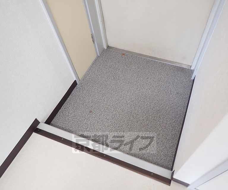 玄関　明るい玄関です。