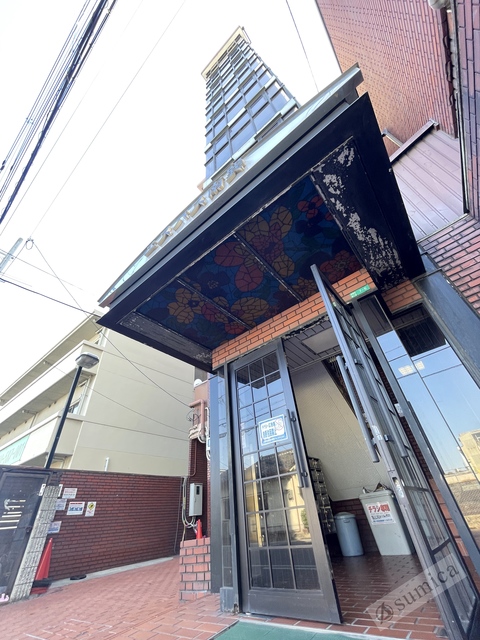 エントランス　暮らす喜びを創造する。物語を始めましょう。