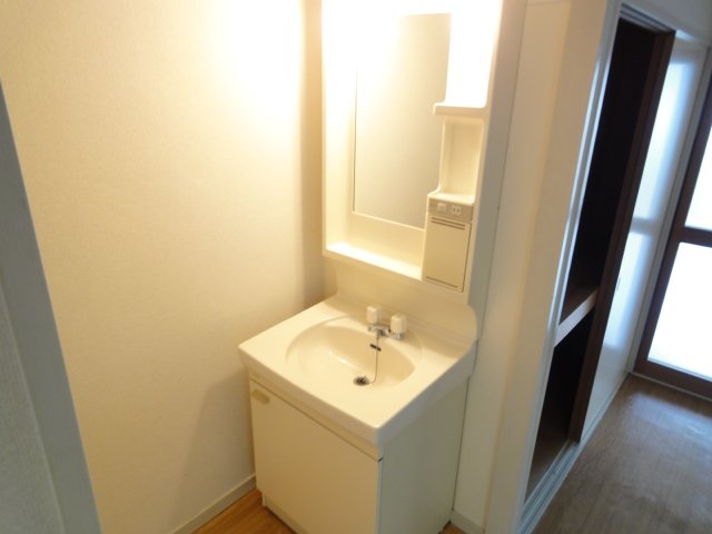 洗面設備　同物件別号室