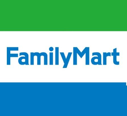 コンビニ　ファミリーマート 新橋五丁目店（コンビニ）まで69m