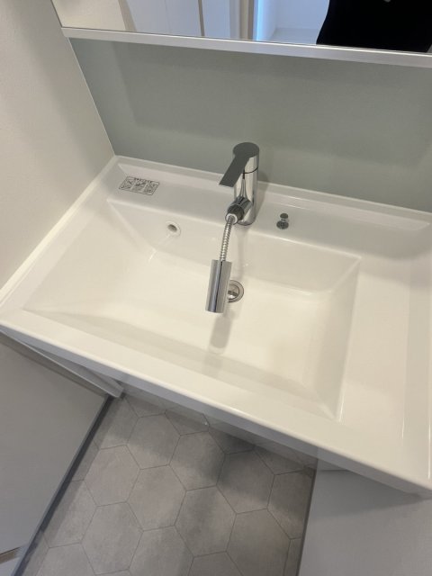 洗面設備　※別号室の参考写真、現況優先※