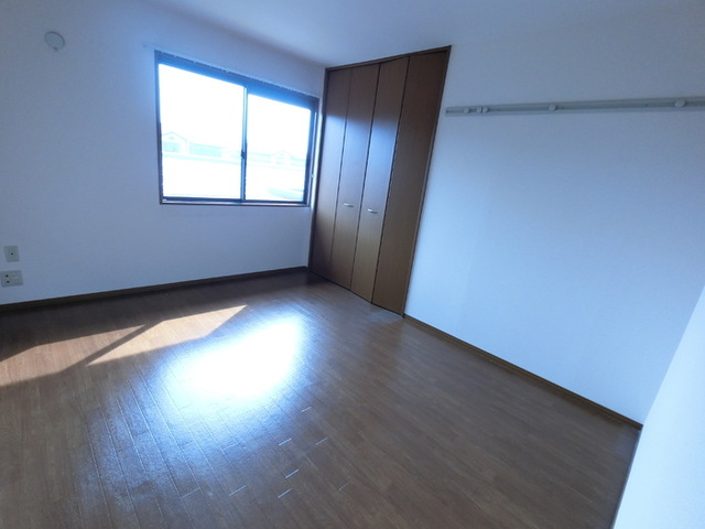 その他部屋・スペース　落ち着いたカラーのフロアです。