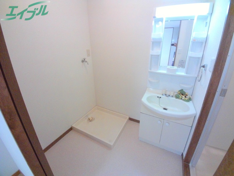 洗面設備　同物件別部屋参考写真