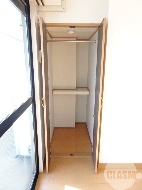 収納　クローゼット